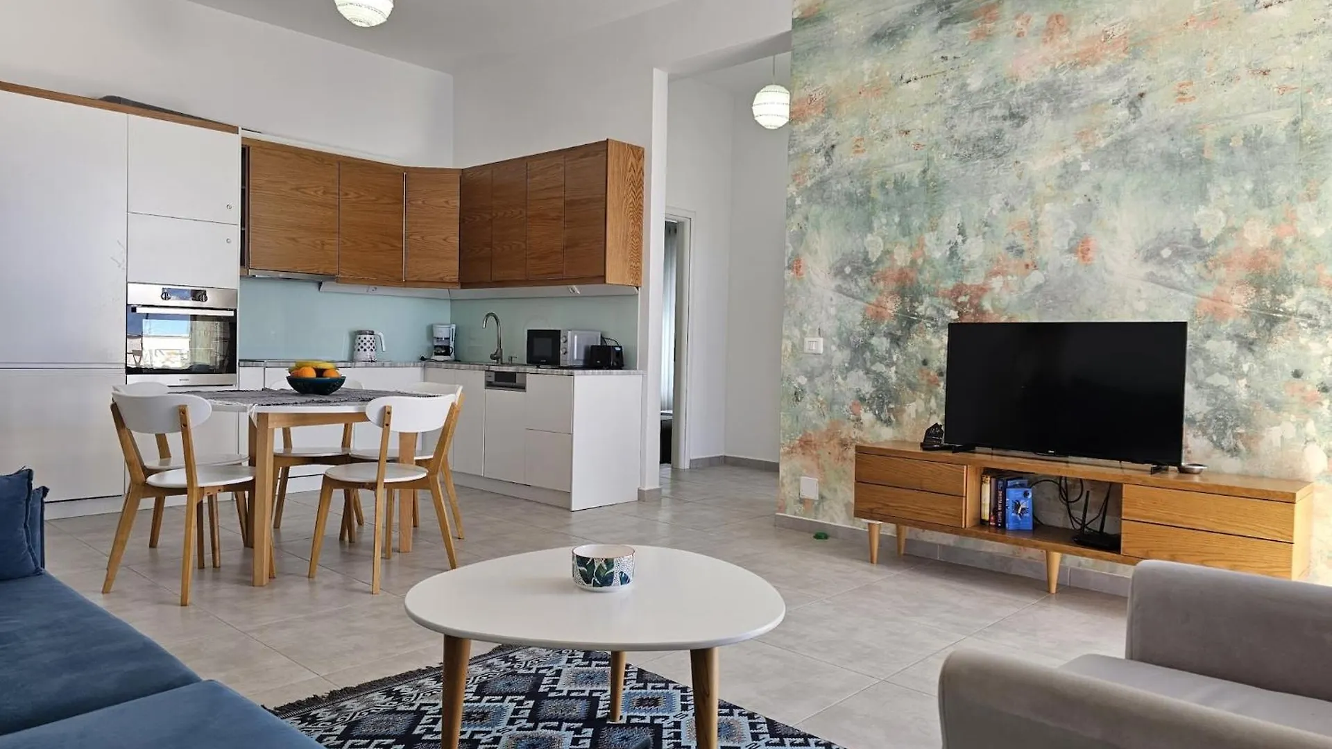 Refined Seaside Comfort In Saranda 0*,  Albanie