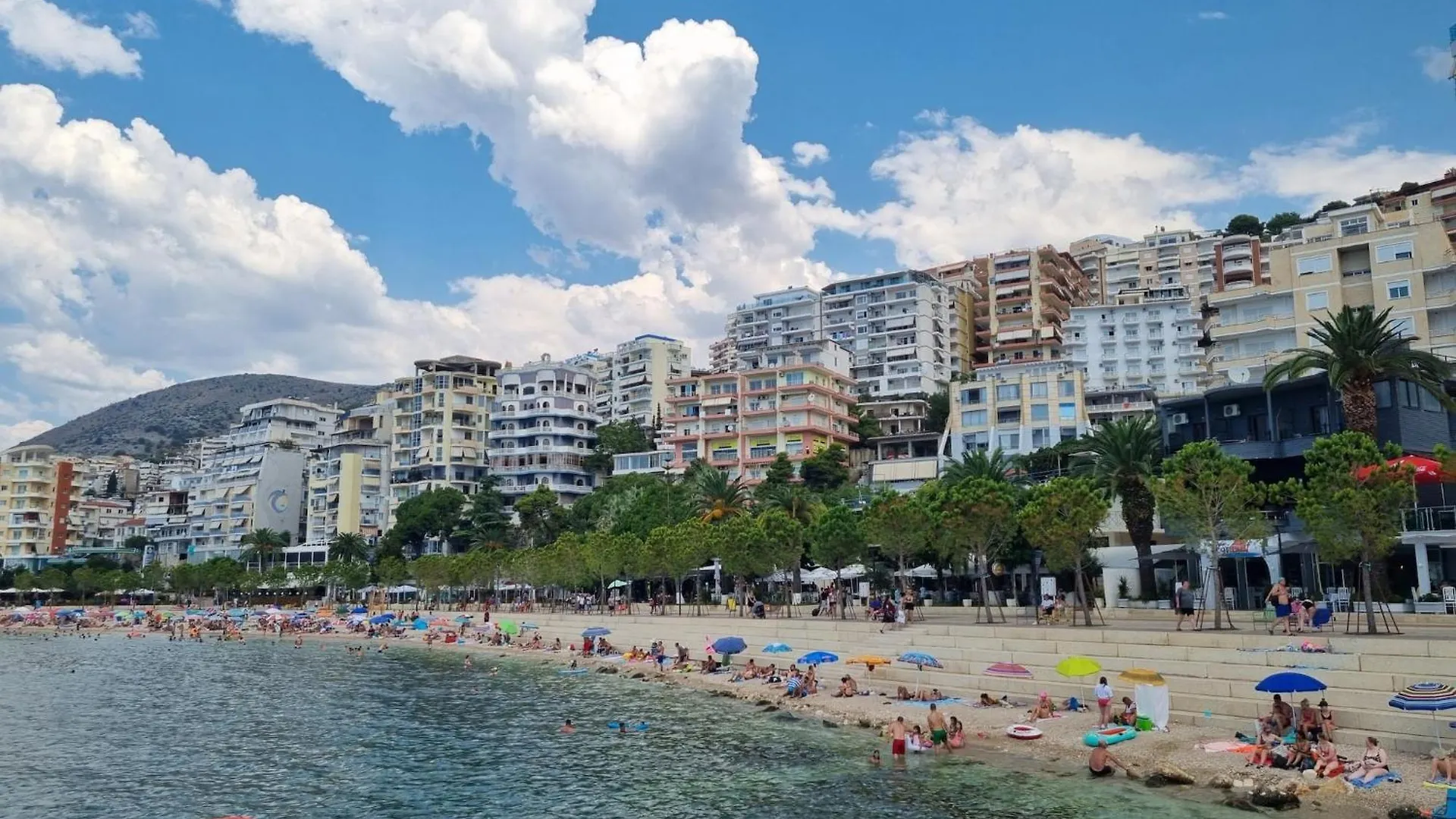 Appartement Refined Seaside Comfort In Saranda Albanie